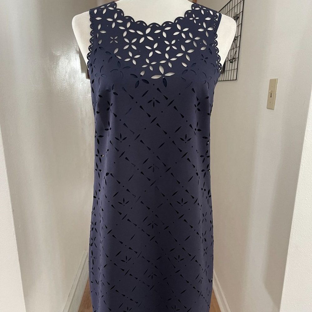 EUC J. CREW Women's Laser Cut Navy Floral Shift Dress